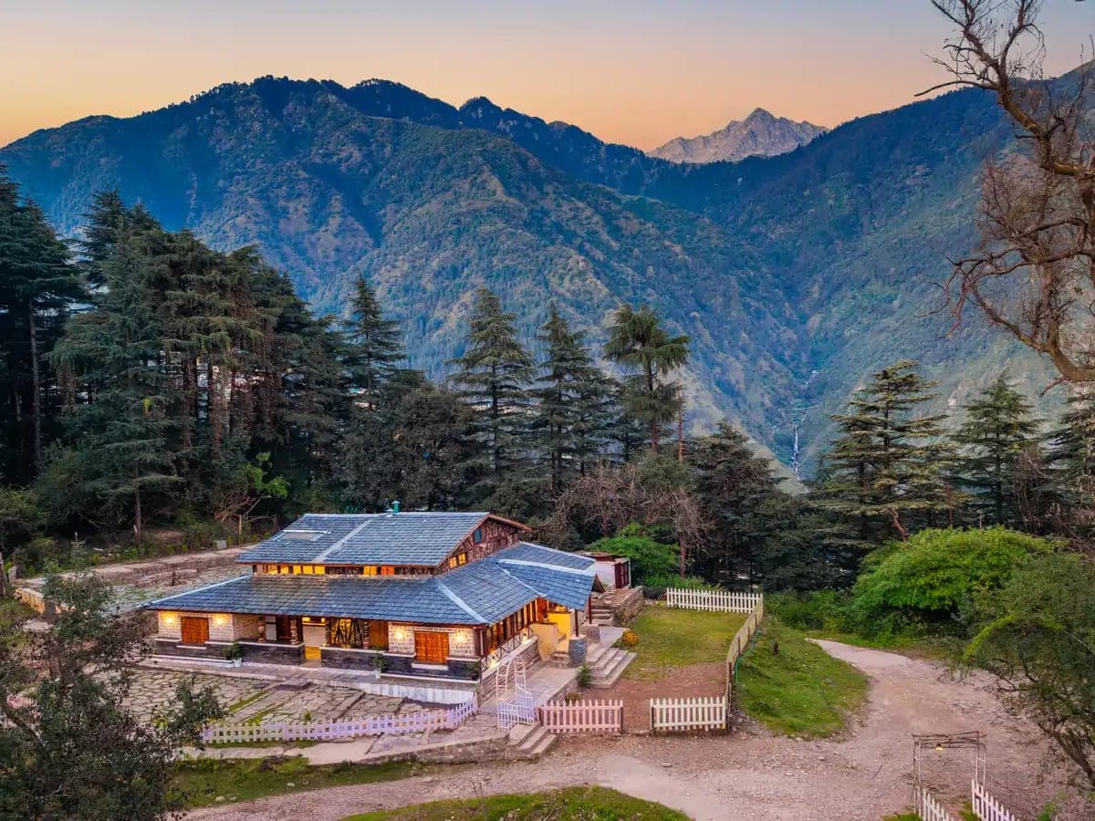 Triund Trek — The Gateway to the Dhauladhar